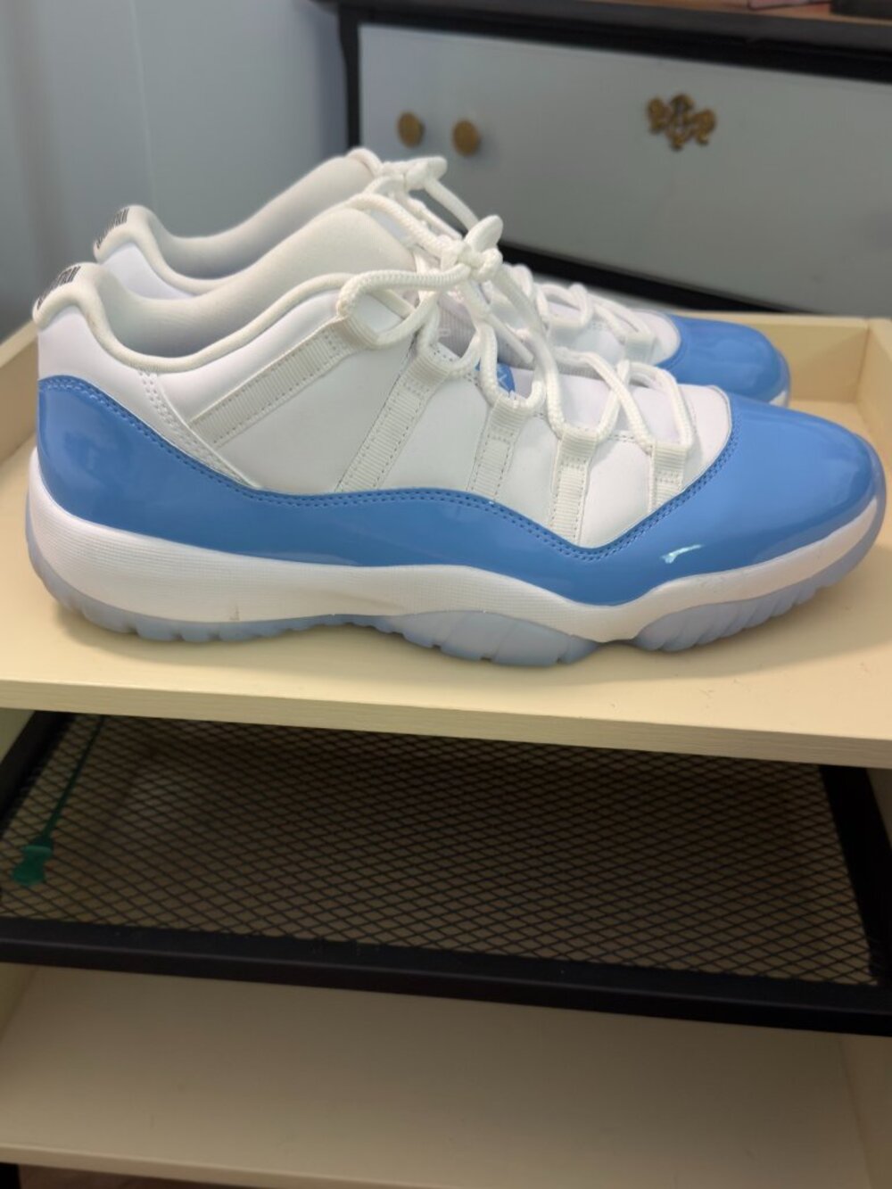Air Jordan 11 Retro Low "University Blue" (UNC), men's 10.5
